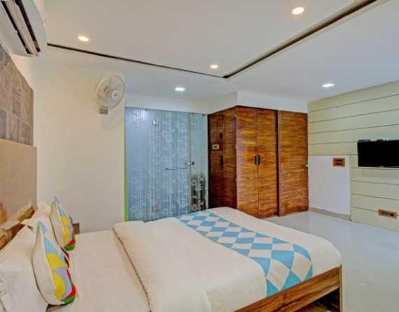 Collection O Vardhan House Meribel Village Экстерьер фото